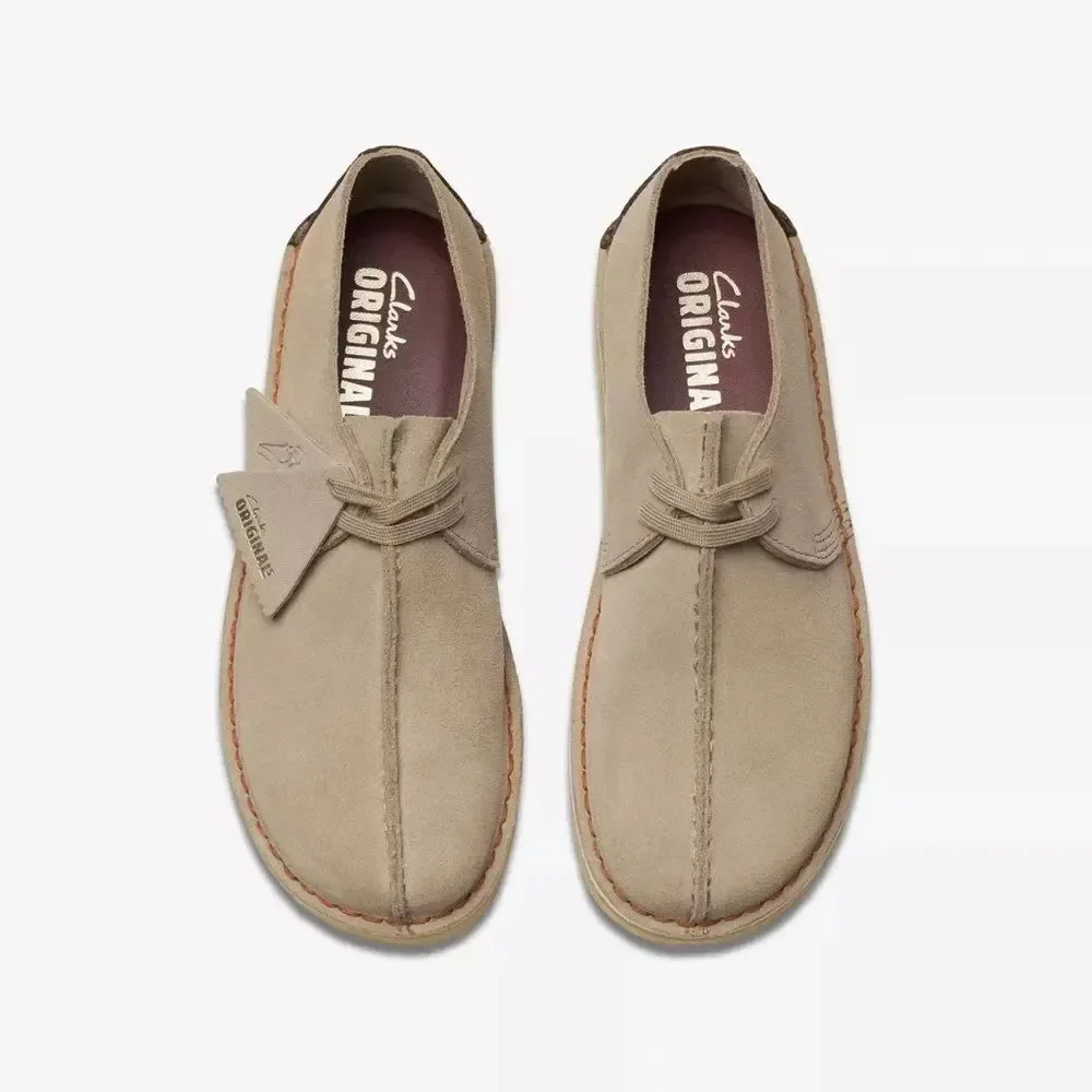 Clarks Men's Beige Suede Desert Trek Chukka Boots in sand suede sz 11.5